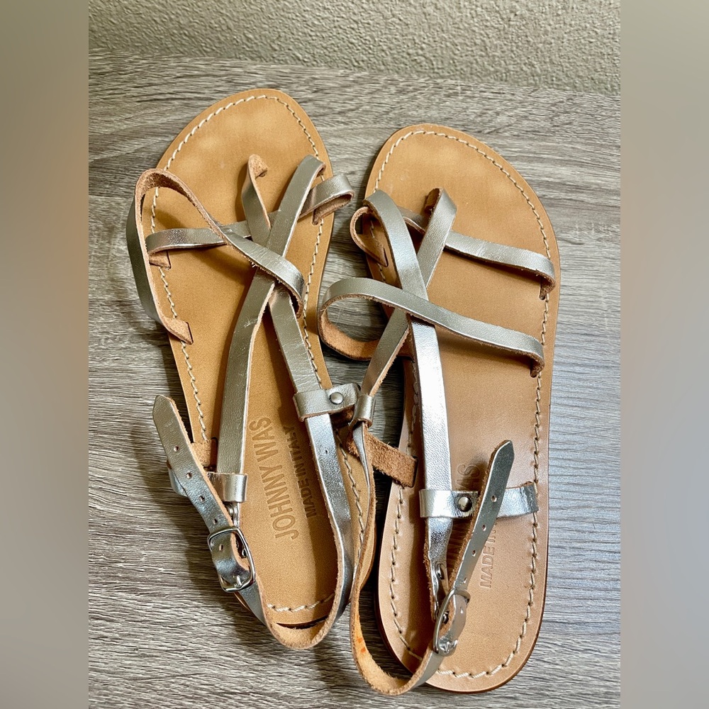 Johnny Was Size 40 Silver MIA Italian Leather Sandals